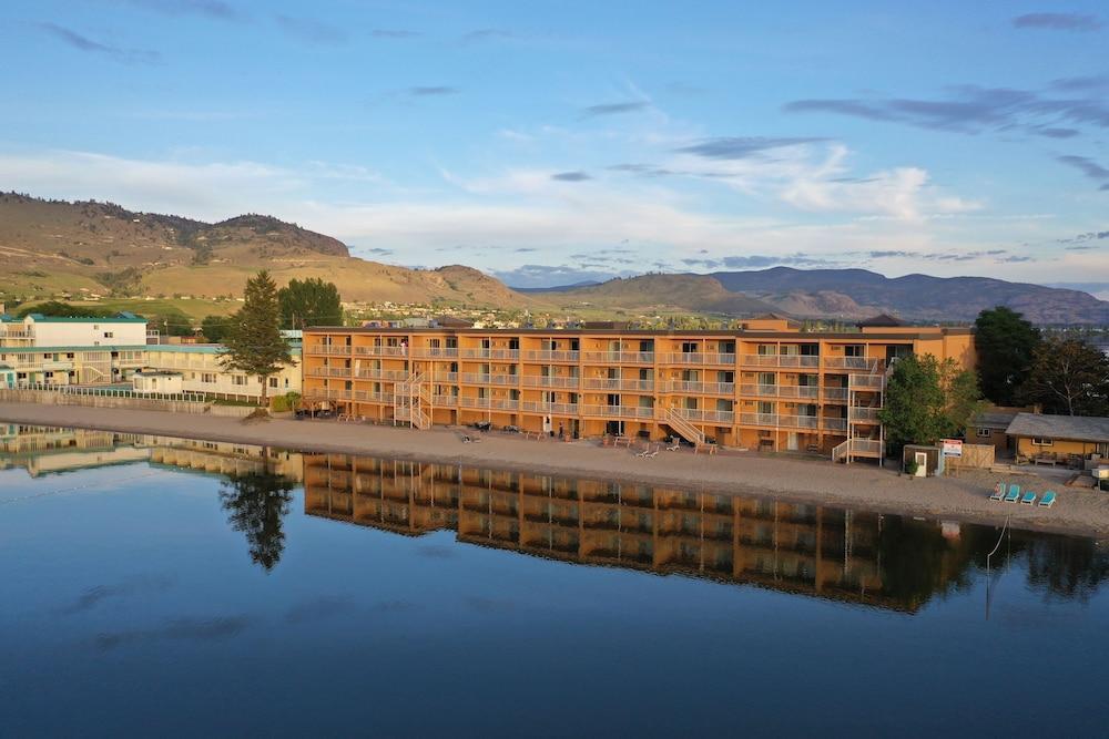 Coast Osoyoos Beach Hotel Exteriör bild
